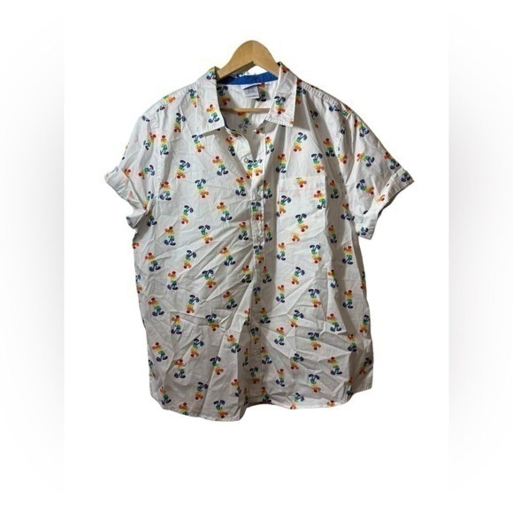 DISNEY l rainbow Mickey button up shirt large